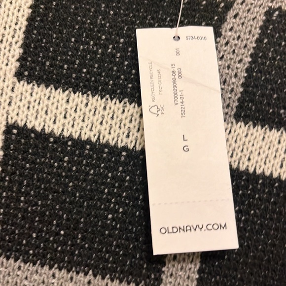 Mod Sweater - Picture 2 of 2